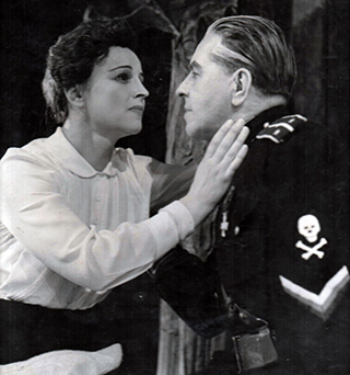 &laquo;Любовь Яровая&raquo; (1960). Любовь &mdash; Г. Ноженко, Яровой &mdash; Е. Тарасов.